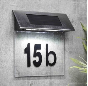 Haushalt International Solarbetriebene LED-Hausnummer - Silber, 18,5x19x5cm - Bild 1 von 3