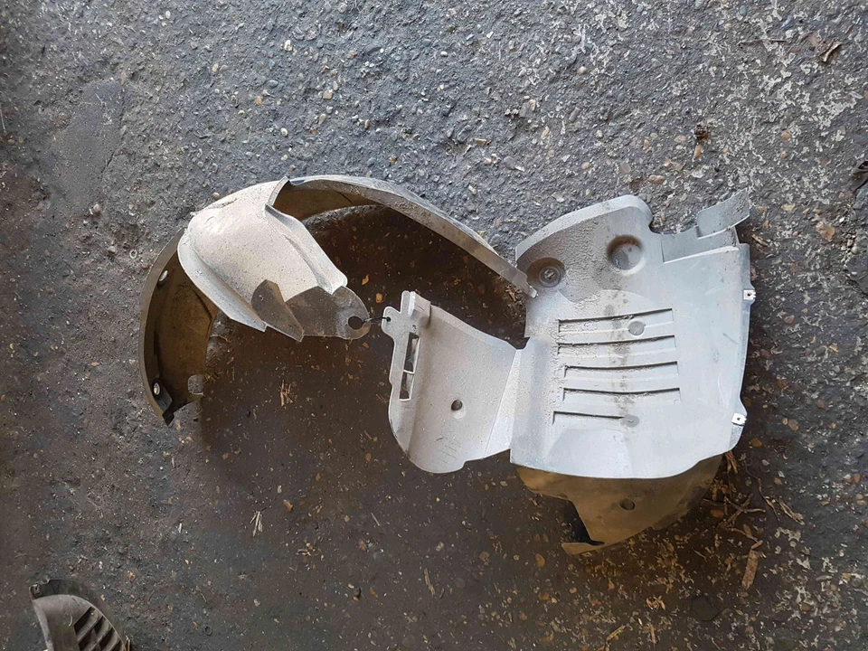 Protetor de forro de arco dianteiro para drivers Renault Kangoo MK1 2003-2007 OSF  - Imagem 1 de 4