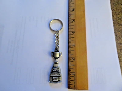 VINTAGE MONTREAL ALOUETTES 2002 GREY CUP CFL CHAMPION  METAL KEY CHAIN  KEY RING - Image 1 of 4