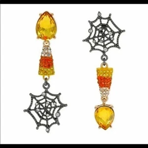 Betsey Johnson Candy Corn Spider Web Earrings New - Picture 1 of 6