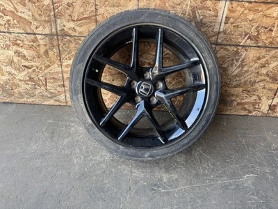 HONDA CIVIC SPORT 22-24 WHEEL RIM 18 X 8 18" W/ TIRE 235/40 R18 91W OEM A-445 - Image 1 of 4