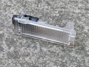Luz interior del tablero de instrumentos del reposapiés Ford Kuga MK2 AM51-13A756-AA 2013-2020 - Imagen 1 de 3