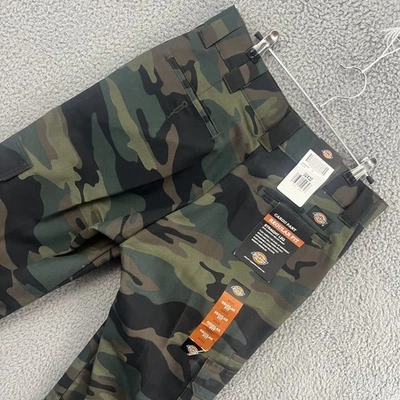 Dickies Cargo Pants Mens 32x32 (Fits 31x31) Green Camo Straight Flex Workwear - Image 1 of 4