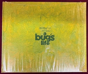 Walt Disney Pictures Presents a Pixar Film: A Bug's Life Picture Book New Sealed - Imagen 1 de 2