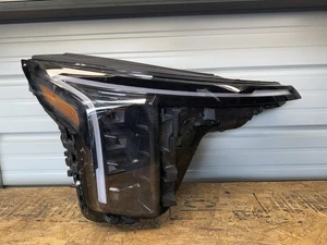BROKEN LENS! 2025 Kia Carnival 3 Reflector LED Headlight Right RH OEM 92102-R07 - Foto 1 di 11