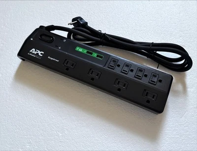 APC SurgeArrest P8U2 (8 x Outlets, 2 x USB) Surge Protector - Image 1 of 4