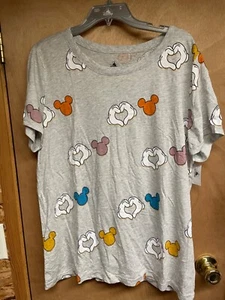 DISNEY PARKS WDW MICKEY HANDS HEART EARS ICON T-SHIRT WOMENS X-LARGE BNWT - Picture 1 of 4