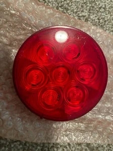 Peterson M826R-7 Round LED Stop, Turn & Tail Light, 4-Inch NEW - Bild 1 von 5