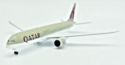 Qatar Airways Boeing 787-9 Dreamliner 1:500 Reg A7-BHO Herpa 538312 - Imagen 1 de 4
