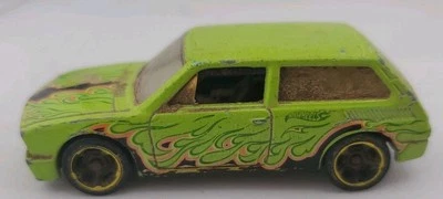 Volkswagen Brasilia 2010 tarjeta azul Hot Wheels verde 5/10 Foto 1 de 4