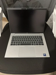 HP EliteBook 840 G11 (Ultra 7 155H @ 1.40 GHz, 16GB RAM, 512 SSD, Win 11) Laptop - Picture 1 of 12