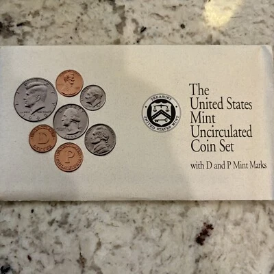 1992 Uncirculated Coin Set U.S Mint Original Government Packaging OGP - Image 1 of 4