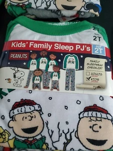 Children's Pajamas  two piece Christmas holiday winter Peanut theme new w tags - Picture 1 of 4