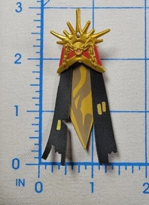 Jazwares Fortnite Solo Mode Male Banner Cape Prop Fodder 4" 1/16 Scale Oro MGS - Picture 1 of 6