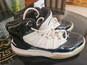 Nike Air Jordan Schwarz Weiß Basketball Turnschuhe Gr. 5,5 UK, 38,5 Euro, 24cm - Bild 1 von 8