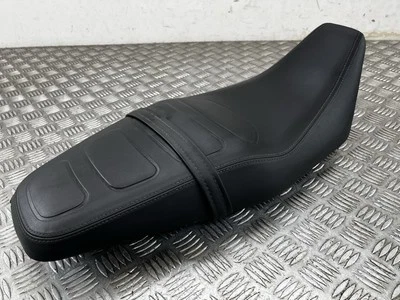Benelli Leoncino 125 2023 seat 2022 - 2024 — 第 1/4 张图片