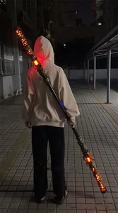 Black Myth: Wukong Light Monkey King Metal Prop Golden Cosplay 16 colori luce - Foto 1 di 10