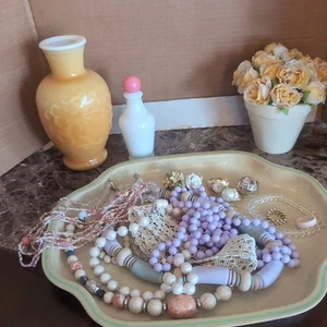 Lotto vanità vintage colore pastello - Foto 1 di 6