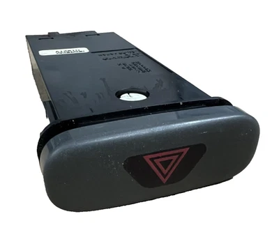 Переключатель аварийного аварийного аварийного фонаря мигалки 1998 1999 2000 Volvo V70 S70 C70 8628632 - Изображение 1 из 3