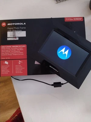 Motorola Digital Photo Frame 7" Model MF700 - Image 1 of 4