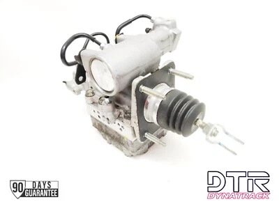 Toyota Prius C 2015-2018 ABS Brake Booster Master Cylinder 47210-52420 OEM Foto 1 de 4