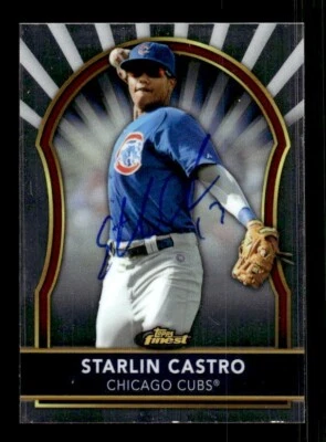 STARLIN CASTRO SIGNED 2011 TOPPS FINEST #33 CHICAGO CUBS AUTO - AUTOGRAPH - Image 1 of 2