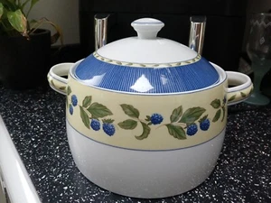MRKS AND SPENCER BLACKBERRIES TUREEN - Imagen 1 de 4