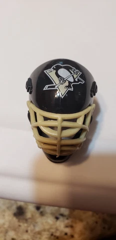 PITTSBURGH PENGUINS  NHL #1102 POCKET PRO HOCKEY GOALIE HELMET MASK Cover