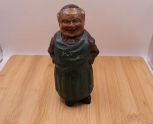 Antigua jarra de madera tallada de la Selva Negra con figura de monje Alemania - Imagen 1 de 9