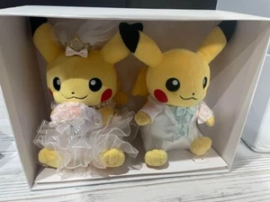 Muñeca de peluche Pikachu para boda Pokémon Centro Pokémon original limitada - Imagen 1 de 3