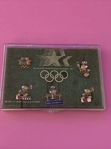 Juego de prendedores olímpicos de Los Ángeles 1984 mascota Sam Eagle con estuche en relieve del Comité Olímpico de 1980 - Imagen 1 de 6