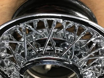 KELSEY HAYES WIRE WHEEL 14X5.5 THUNDERBIRD OEM 1955-1964 - Image 1 of 4