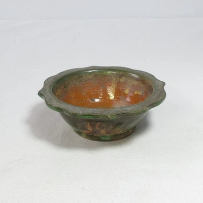 P0128: Chinese old pottery ware smallish basin with appropriate RYOKU-YU glaze - Image 1 of 4