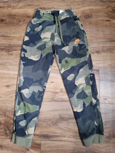 Nike Kids Boys Camo Sports Club Joggers Sweatpants CZ4519- 222 Size Large - Picture 1 of 9