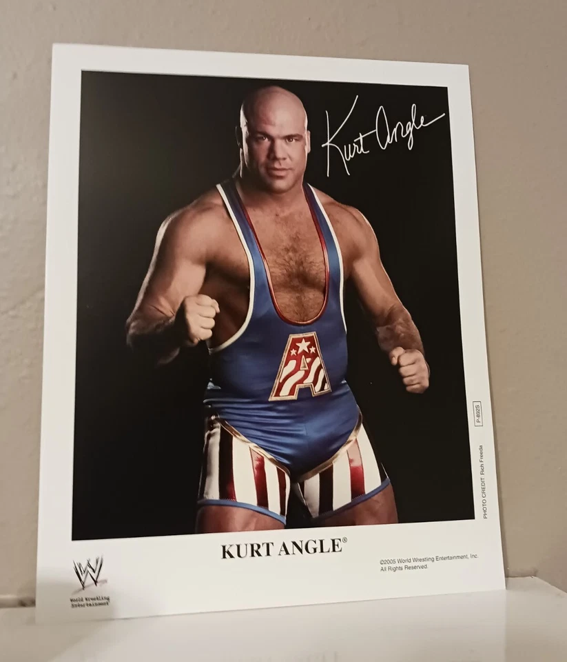 WWE Kurt Angle officially licensed P-892S 2005 Promo, authentic - Image 1 of 2
