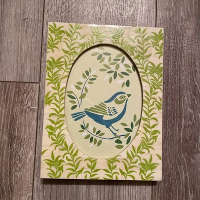 Marco de fotos con incrustación de bambú de madreperla diseño 5 X 7 blanco verde parte posterior de madera Foto 1 de 4