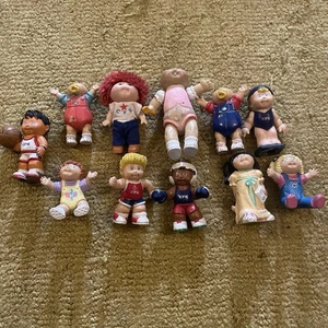 Lotto 11 minifigure PVC bambini toppa cavolo 1984 posabili vintage bundle lavoro lotto - Foto 1 di 4