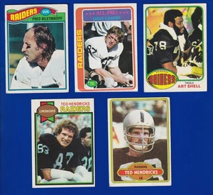 5 RAIDERS LOT 1970'S 1980 TOPPS 2 TED HENDRICKS ART SHELL FRED BILETNIKOFF  - Picture 1 of 2