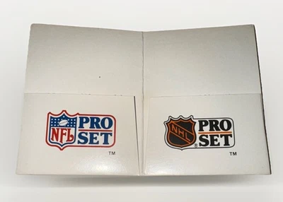 Juego profesional de 2 tarjetas coleccionables inaugurales especiales muy raro de la NFL/NHL Foto 1 de 2