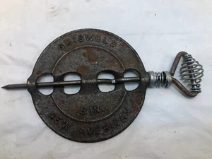 Vintage Griswold New American Cast Iron Reversible 6 Inch Steel Spindle Damper - Picture 1 of 6
