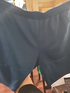 Puma SE Puma Way 1 DE-91074 Shorts - Bild 1 von 7