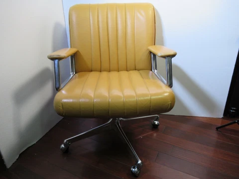 Osvaldo Borsani TECNO Leather Swivel Office Chair Mid Century Modern Italian Cover