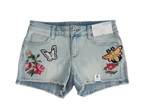 Pantalones Cortos Arizona Juniors Talla 5 Cintura 28" Pantalón Corto Bordado Jean Deshilachado Dobladillo  - Imagen 1 de 6