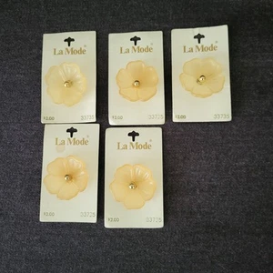VTG La Mode Buttons Yellow Floral Frosted Gold Lot 5 34mm Italy - Picture 1 of 9