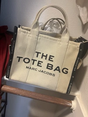 Marc Jacobs The Leather Medium Tote Bag Cotton - Image 1 of 4