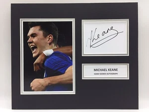 RARE Michael Keane Everton Signed Photo Display + COA AUTOGRAPH ENGLAND - Picture 1 of 3