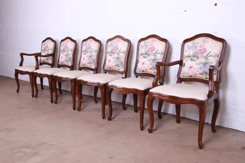 Henredon French Provincial Carved Oak and Floral Upholstered Dining Chairs, 6 Cover