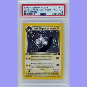 Pokemon 1. Edition Dunkles Magneton Holo 11/82 Team Rocket PSA 8 NM/Mint - Bild 1 von 4