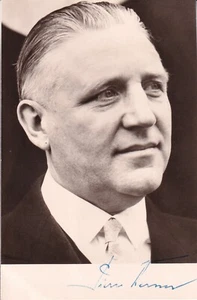 Pierre Werner - Primo Ministro Lussemburgo - originale firmato - Foto 1 di 2