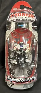 Hasbro Transformers Titanium Series Die Cast "Autobot Jazz" Action Figure *NEW* - Picture 1 of 9
